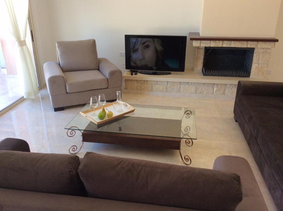 Dream House Latchi Villa Polis Bagian luar foto